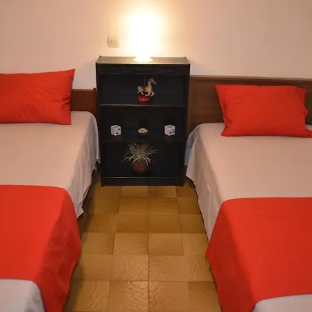 90 Sqm 2 Bedroom Near Ixia Apartment