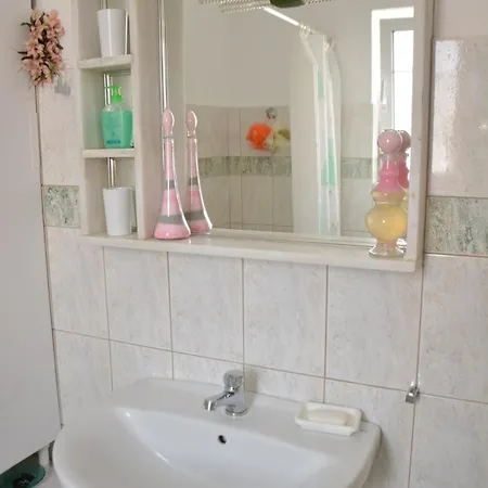 90 Sqm 2 Bedroom Near Ixia Apartment Ialysos (Rhodes)