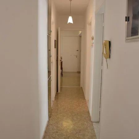 90 Sqm 2 Bedroom Near Ixia Apartment