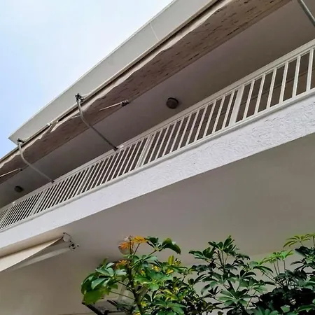 Apartment 90 Sqm 2 Bedroom Near Ixia Ialysos (Rhodes)